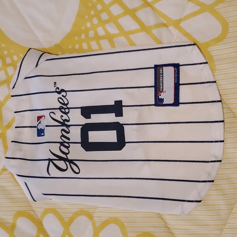 New York Yankees Pet Jersey.